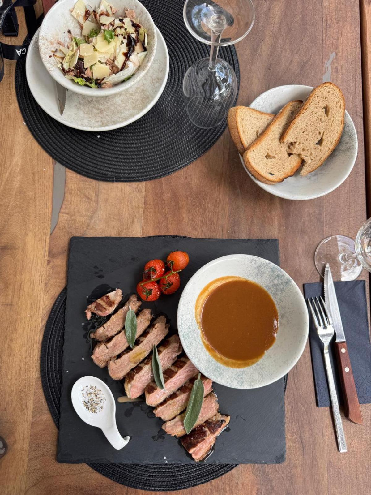 Neuchatel City Hotel Hotel 3*